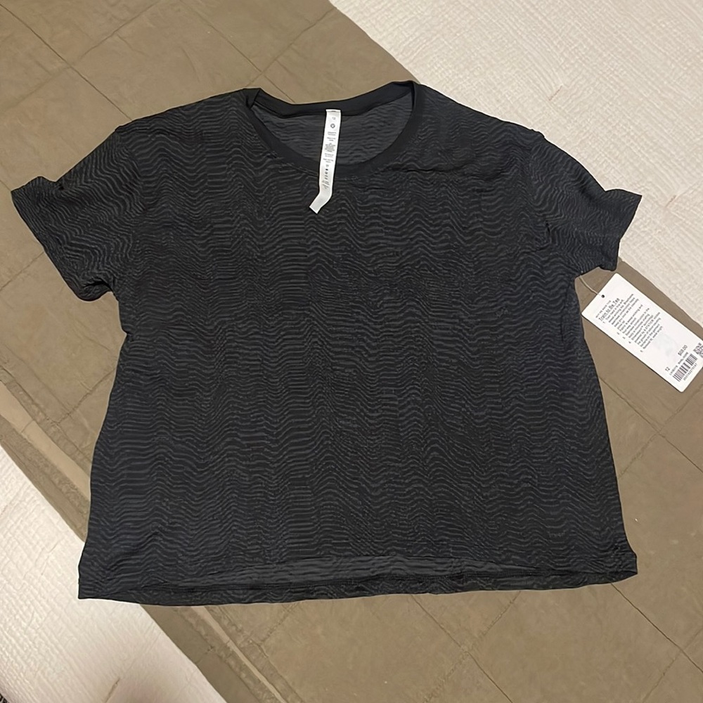 Lululemon Train to Be Tee